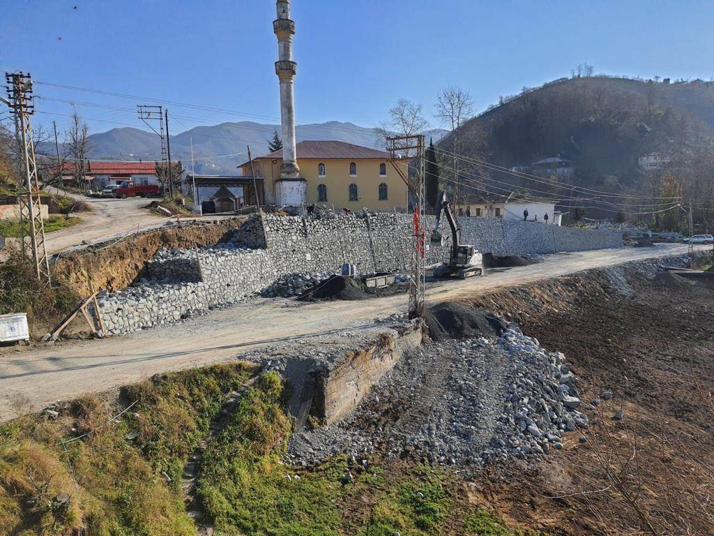 BÜYÜKŞEHİR 20 YILLIK SORUNA NEŞTER ATTI